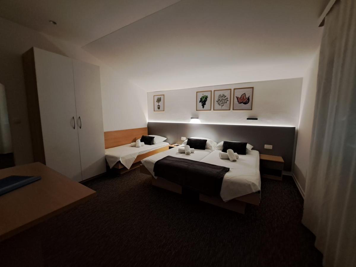 Rooms Zvonimir Stobreč Extérieur photo