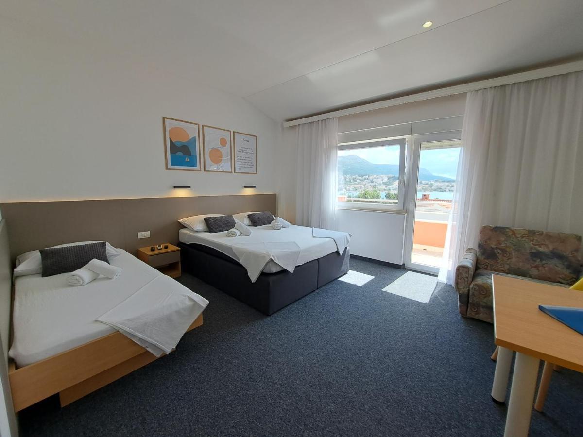 Rooms Zvonimir Stobreč Extérieur photo