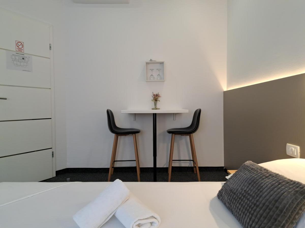 Rooms Zvonimir Stobreč Extérieur photo
